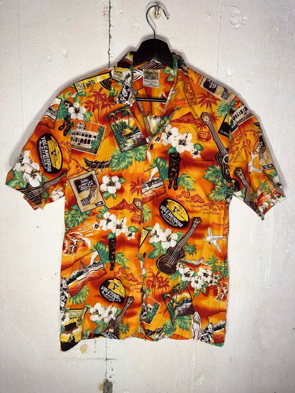 Vintage Winnie Fashion Orange Hawaiian Aloha Shirt Ukulele Postcard Map Tiki Pri